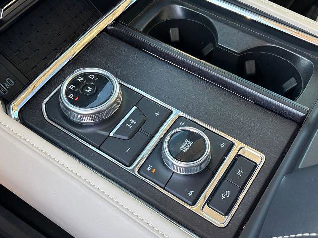 Certified 2023 Ford Expedition Max Platinum image 28