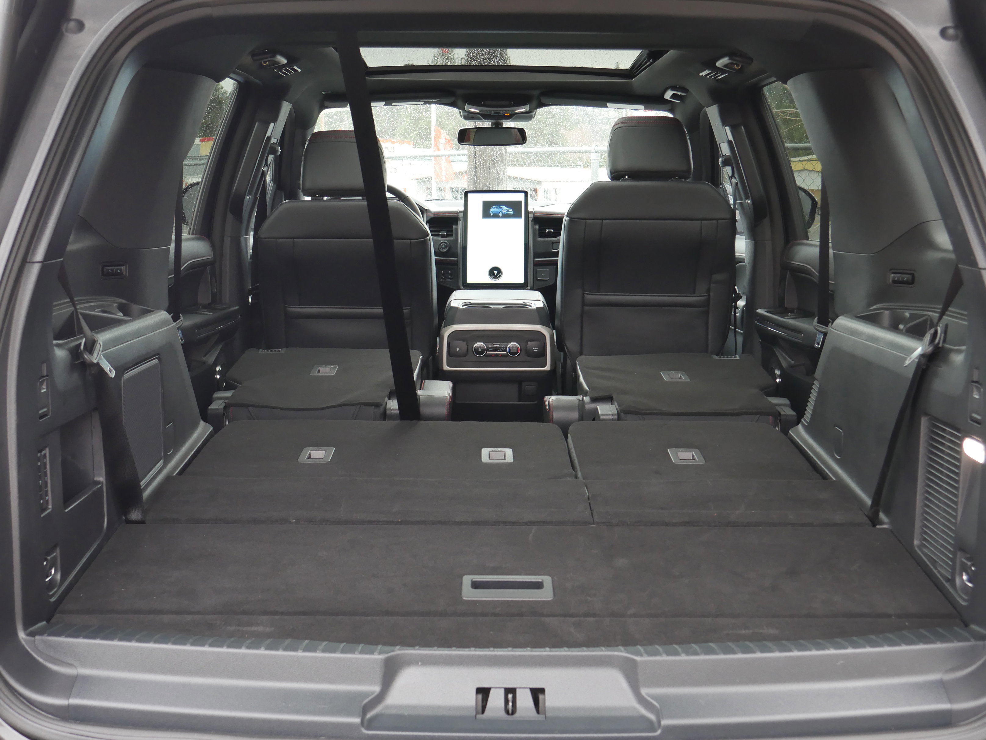 Certified 2024 Ford Expedition Limited image 33