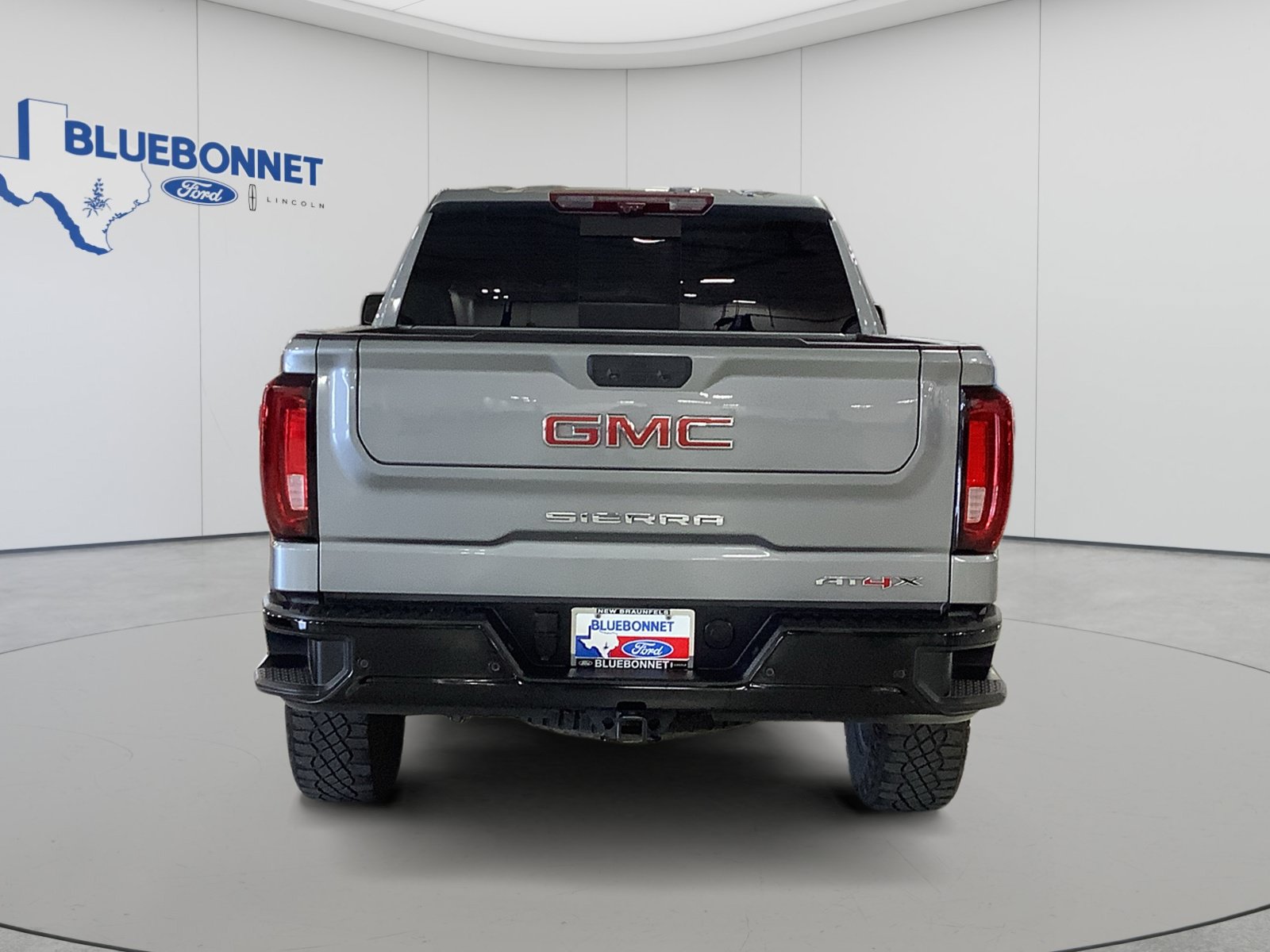 Used 2025 GMC Sierra 1500 AT4X AWD/4WD image 6