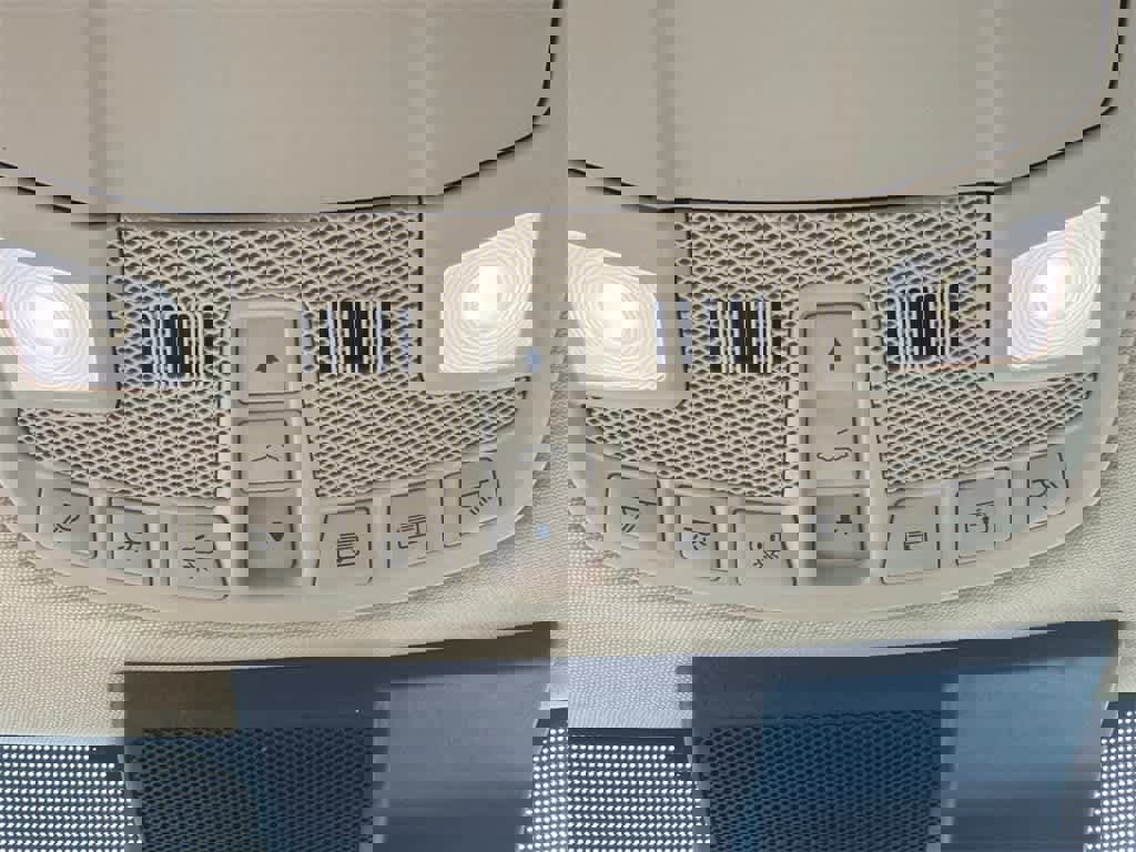 Certified 2020 Ford F150 Lariat w/ Equipment Group 502A Luxury image 30