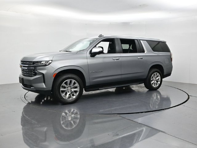 Used 2024 Chevrolet Suburban Premier AWD/4WD image 5
