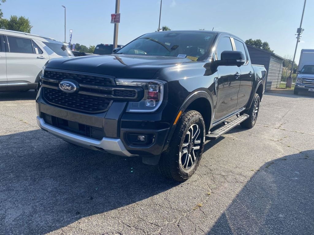Certified 2024 Ford Ranger Lariat w/ FX4 Off-Road Package AWD/4WD image 3