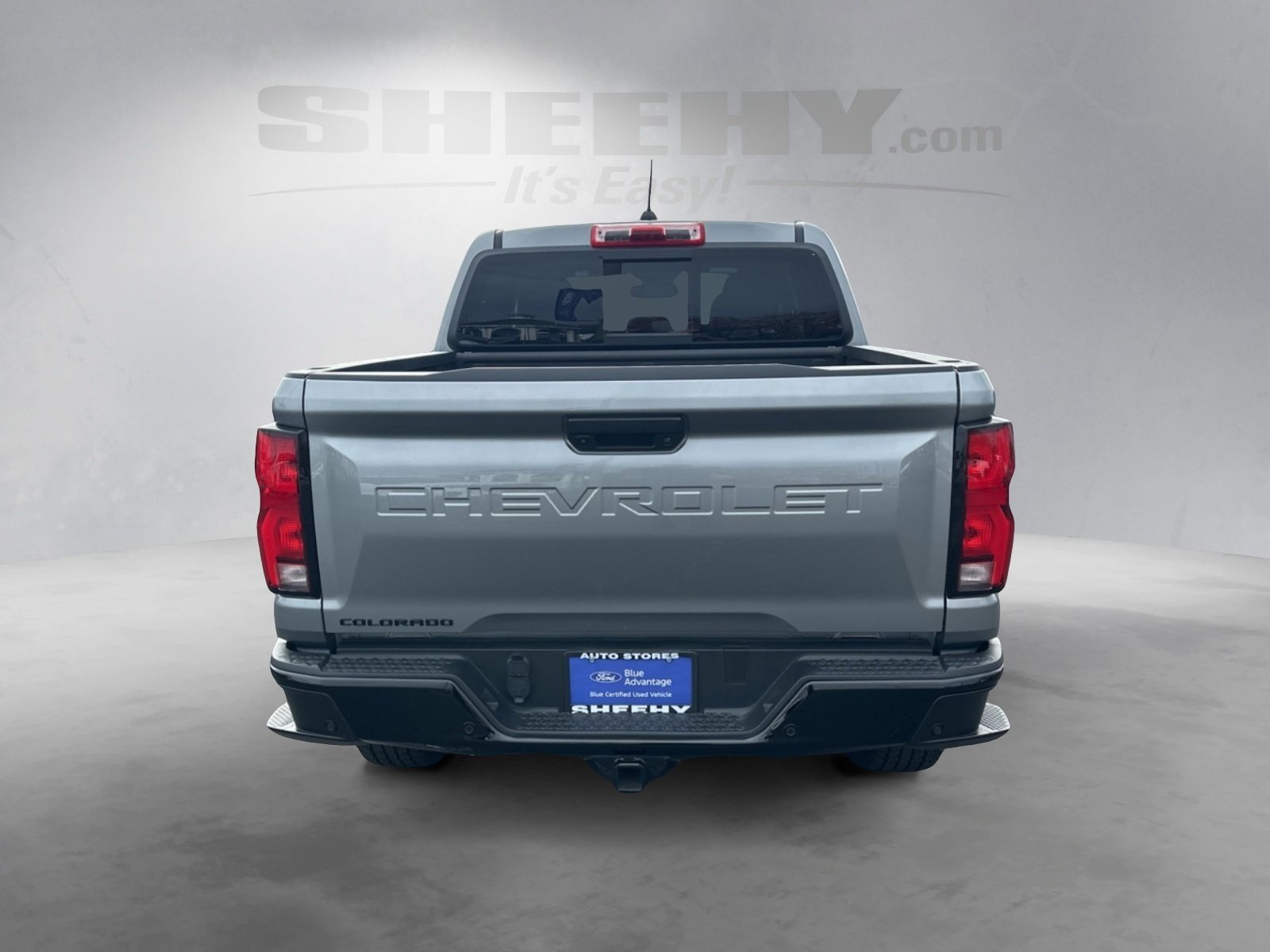 Used 2024 Chevrolet Colorado Z71 w/ Z71 Convenience Package 2 image 17