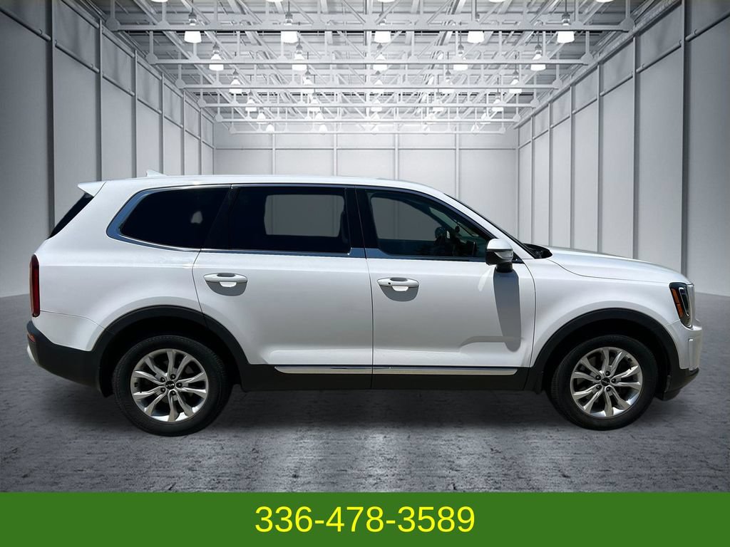 Used 2022 Kia Telluride LX AWD/4WD image 6