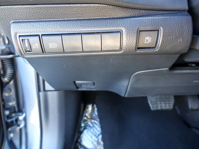Used 2025 Toyota Corolla LE FWD image 24