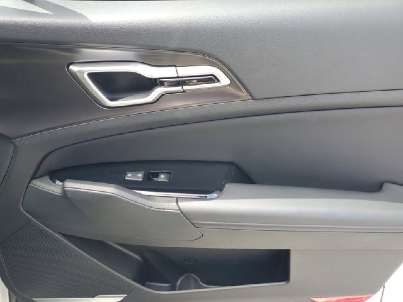 Used 2024 Kia Sportage EX image 35