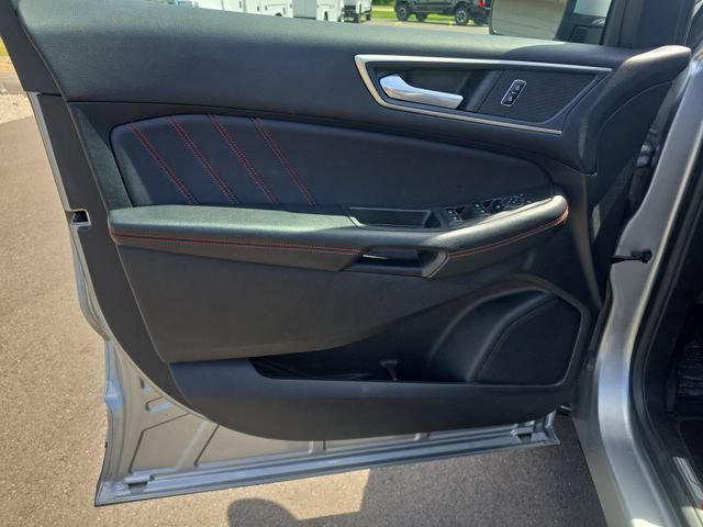 Certified 2023 Ford Edge ST-Line AWD/4WD image 11