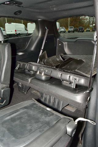 Used 2020 Chrysler Pacifica Touring-L image 35