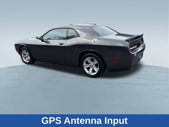 Used 2023 Dodge Challenger SXT RWD image 8