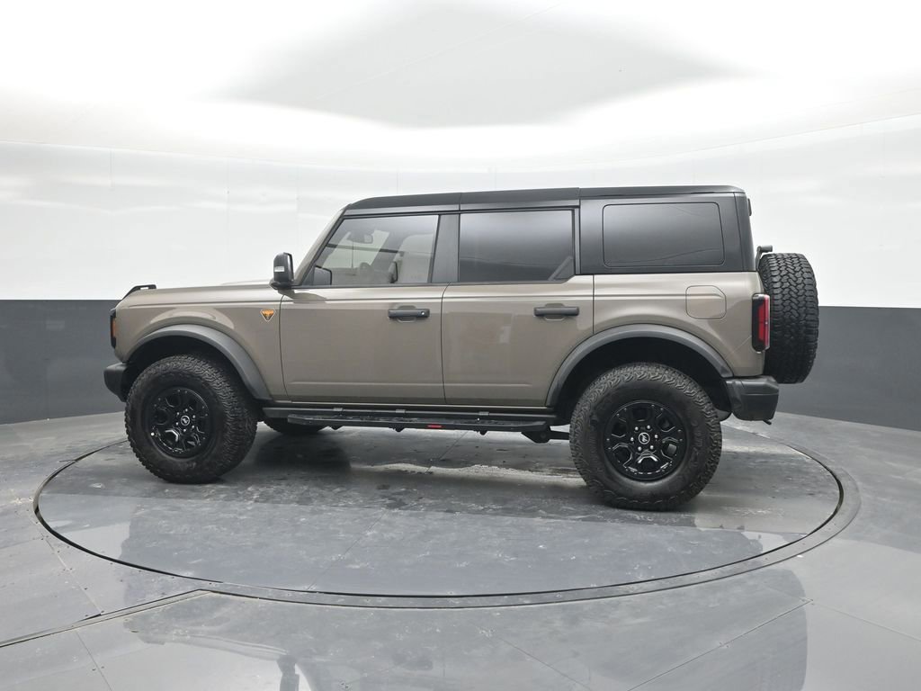 Certified 2025 Ford Bronco Badlands image 3