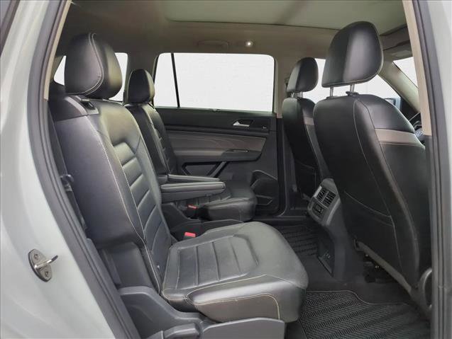 Used 2021 Volkswagen Atlas SEL Premium image 19