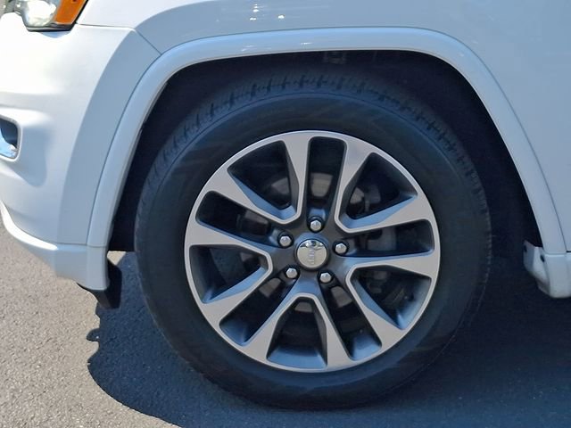 Used 2017 Jeep Grand Cherokee Overland AWD/4WD image 33