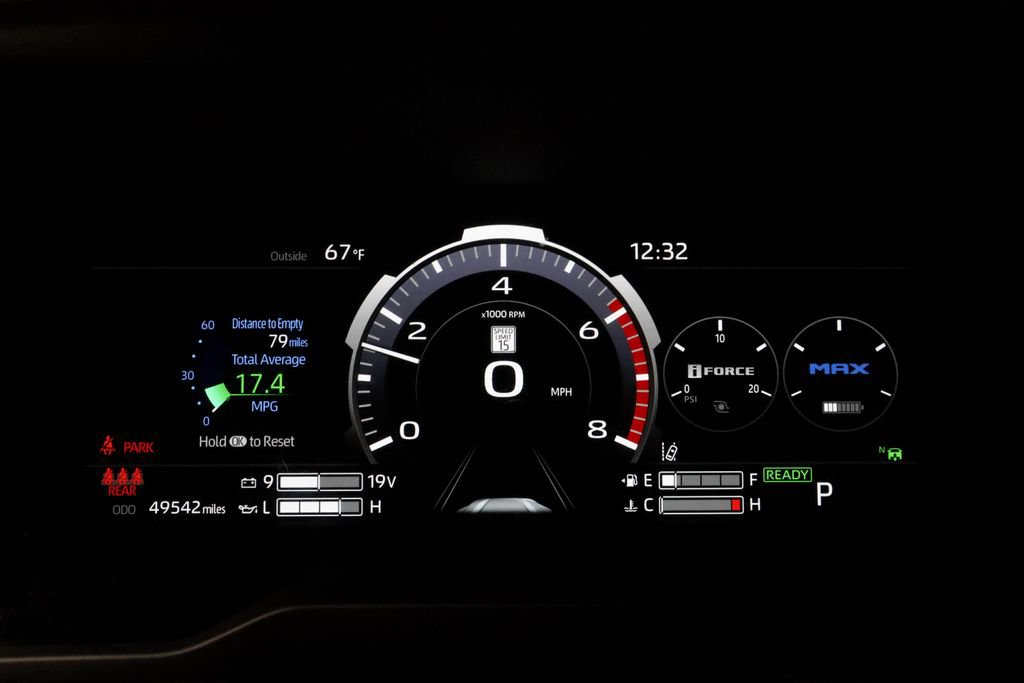 Used 2024 Toyota Tundra Limited AWD/4WD image 27