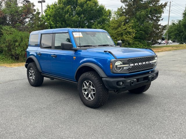 Certified 2025 Ford Bronco Badlands AWD/4WD image 2