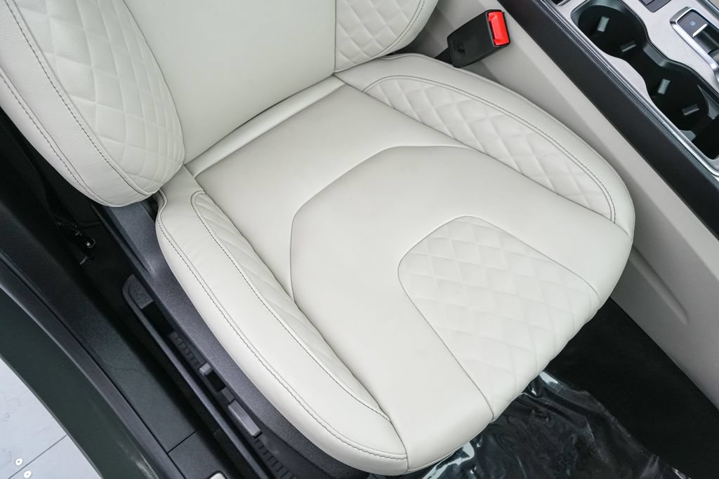 Certified 2024 Ford Edge Titanium AWD/4WD image 23