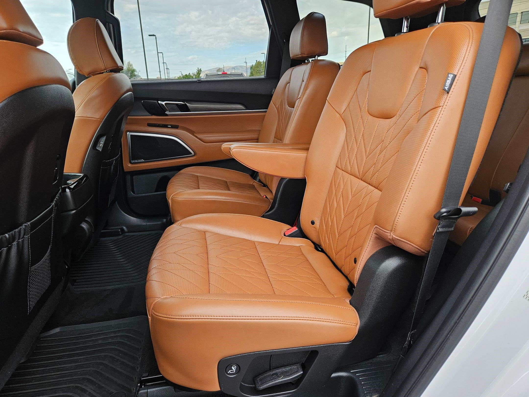 Used 2023 Kia Telluride SX Prestige X-Pro AWD/4WD image 30