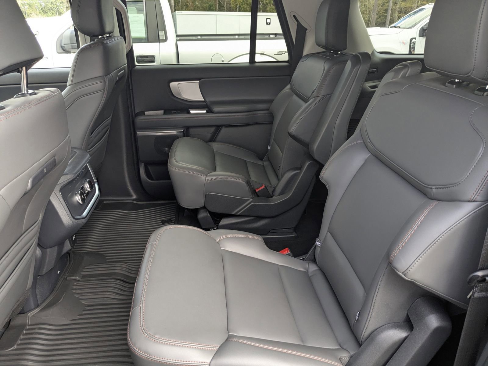 Certified 2025 Ford Expedition Max Active image 14