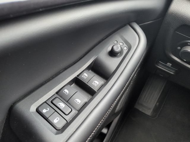 Used 2023 Jeep Grand Cherokee Altitude AWD/4WD image 30