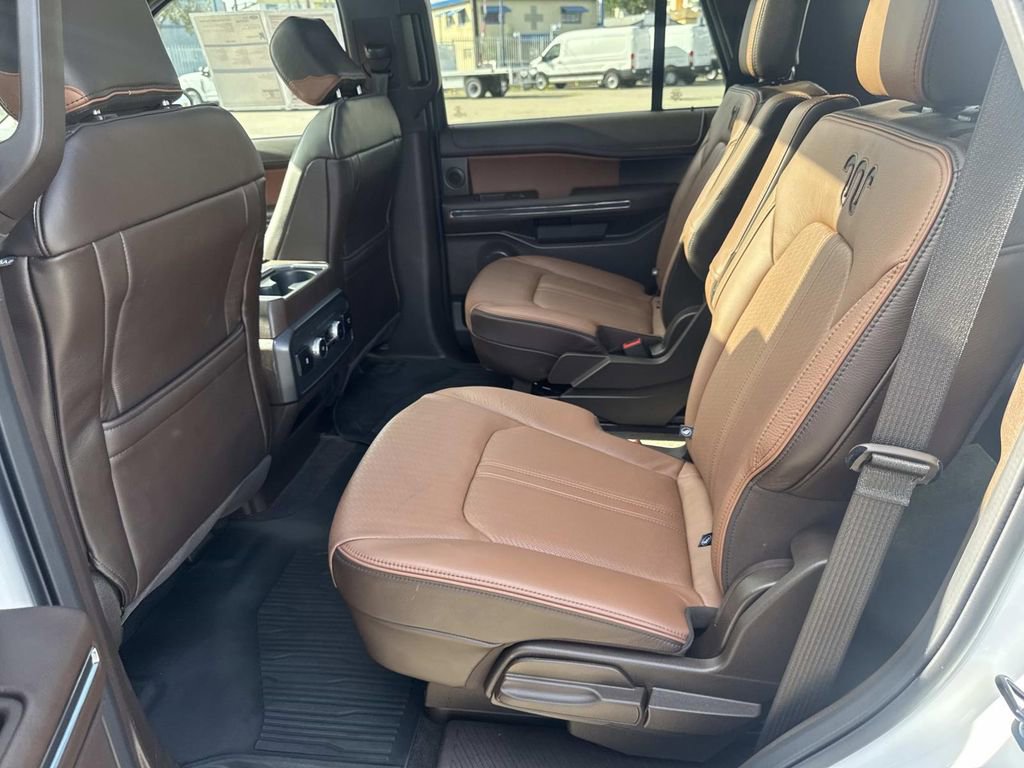 Certified 2024 Ford Expedition King Ranch image 14