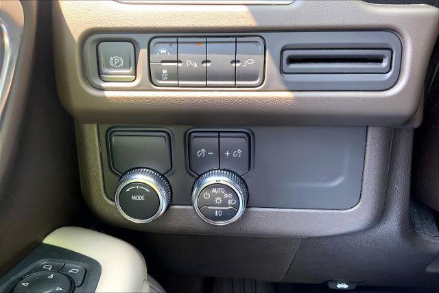 Used 2021 GMC Yukon SLT RWD image 34