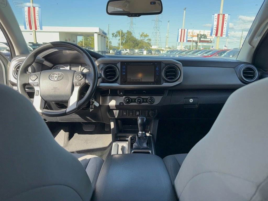 Used 2017 Toyota Tacoma SR5 image 27