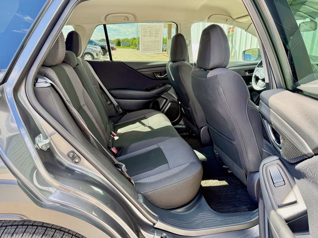 Used 2023 Subaru Outback Premium AWD/4WD image 18