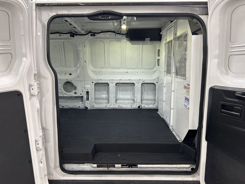 Certified 2017 Ford Transit 250 148 Low Roof image 23