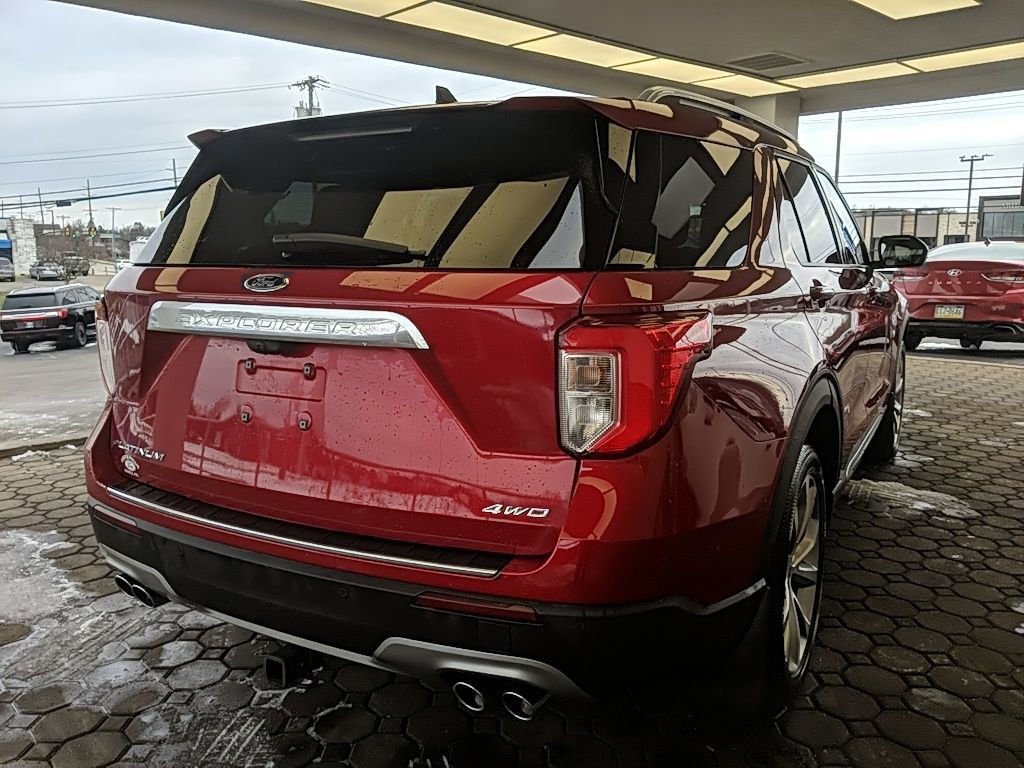 Certified 2022 Ford Explorer Platinum w/ Equipment Group 601A image 5