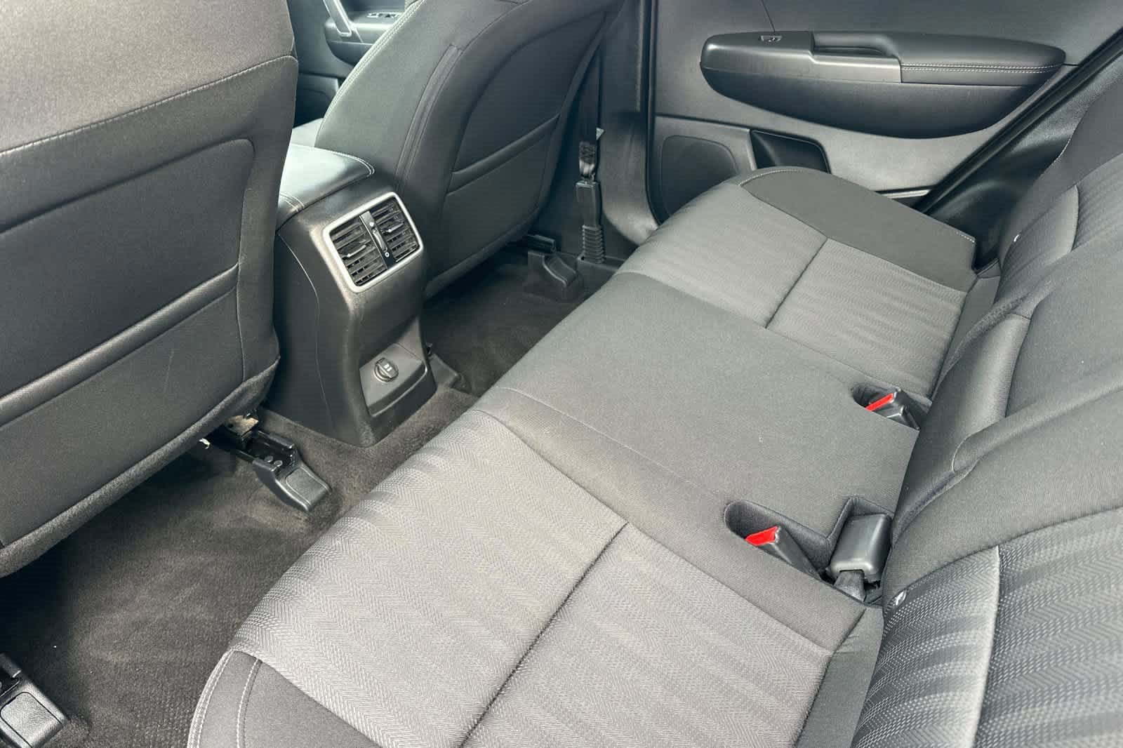 Used 2022 Kia Sportage LX image 10