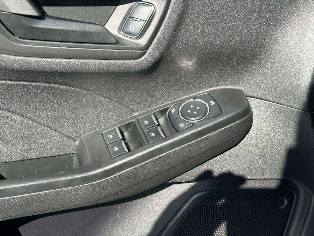 Certified 2023 Ford Escape Active AWD/4WD image 17