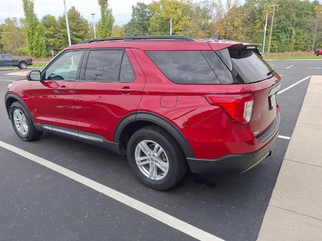 Certified 2024 Ford Explorer XLT w/ Equipment Group 202A AWD/4WD image 11