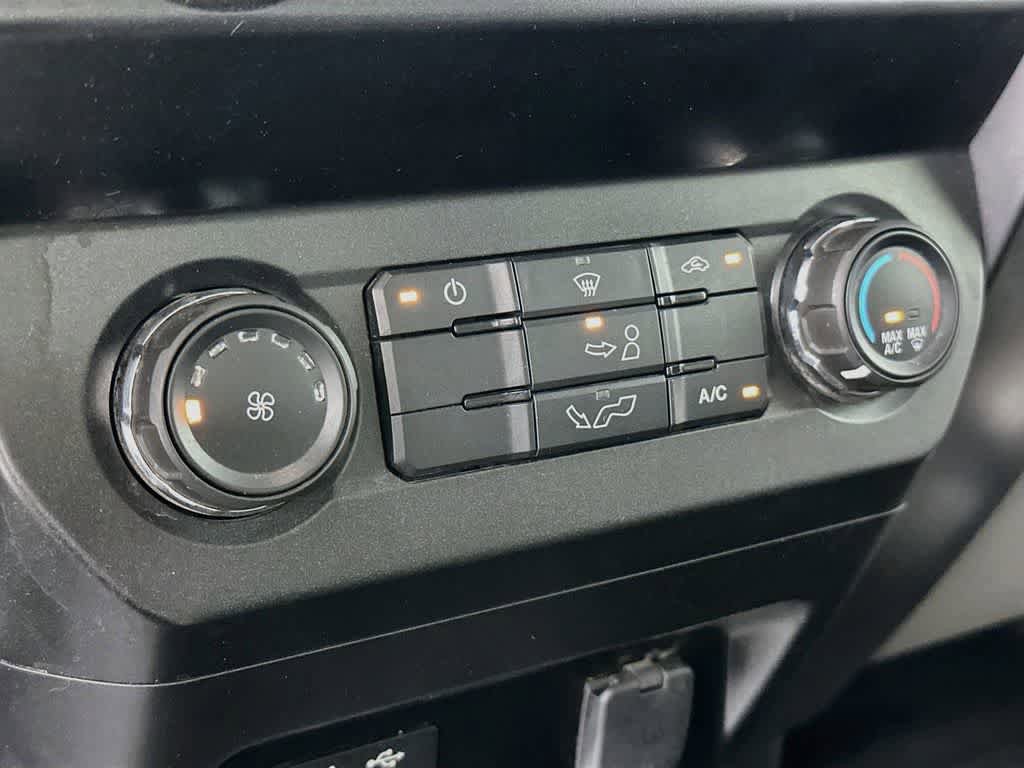 Certified 2020 Ford F150 XLT w/ Heavy-Duty Payload Package AWD/4WD image 16