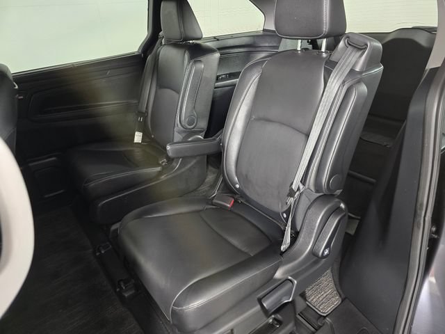 Used 2023 Honda Odyssey Touring image 19