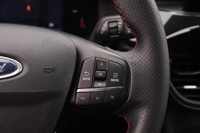 Certified 2025 Ford Escape ST-Line FWD image 12