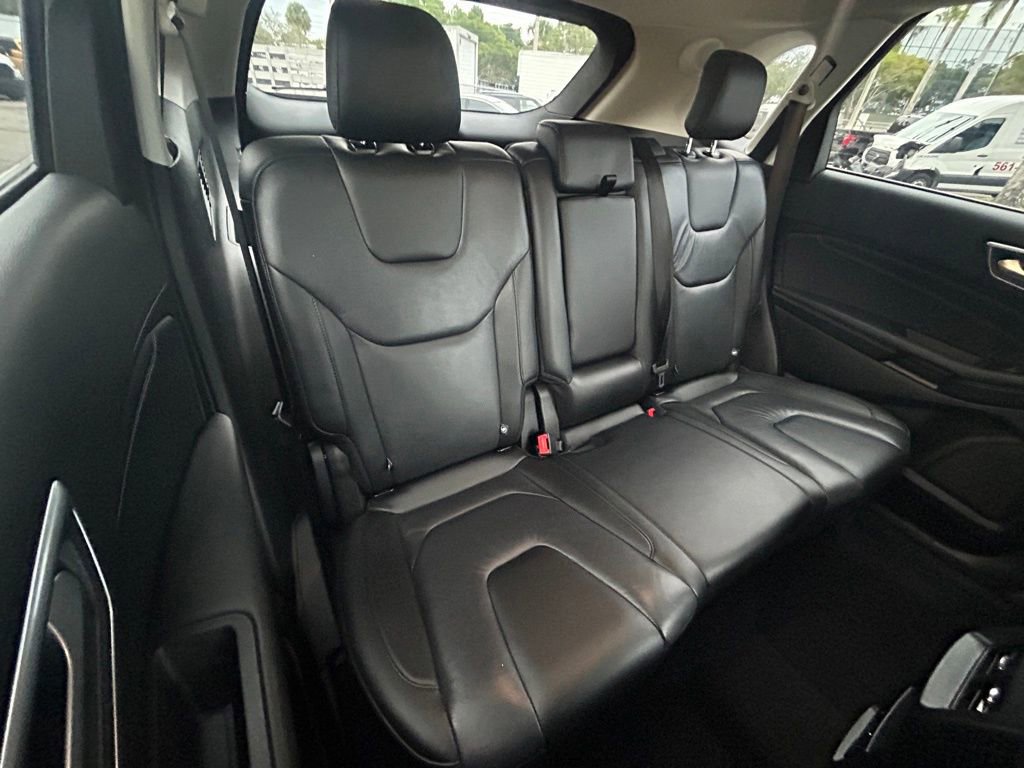 Certified 2022 Ford Edge Titanium image 30