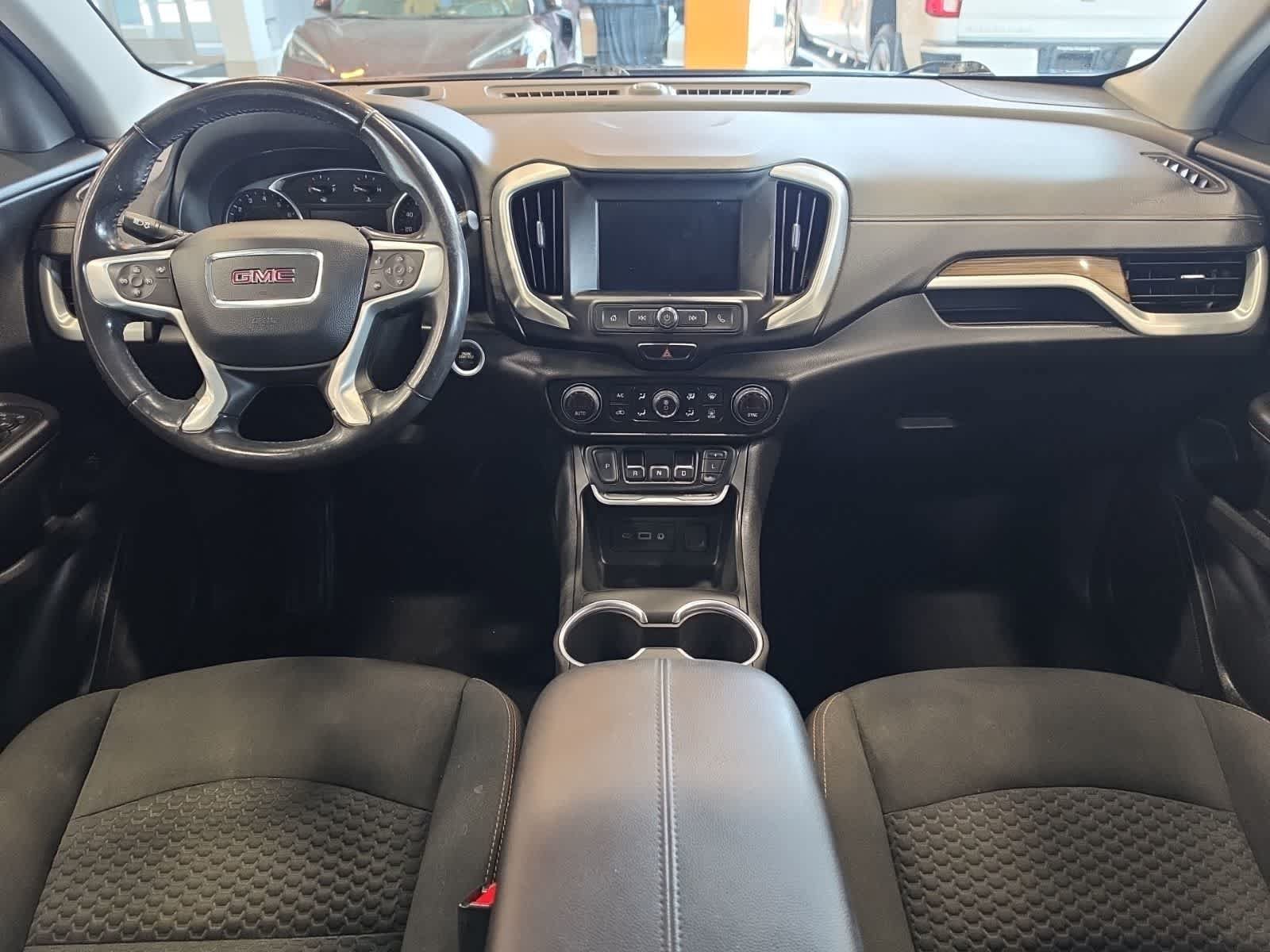 Used 2020 GMC Terrain SLE w/ Driver Convenience Package FWD image 31