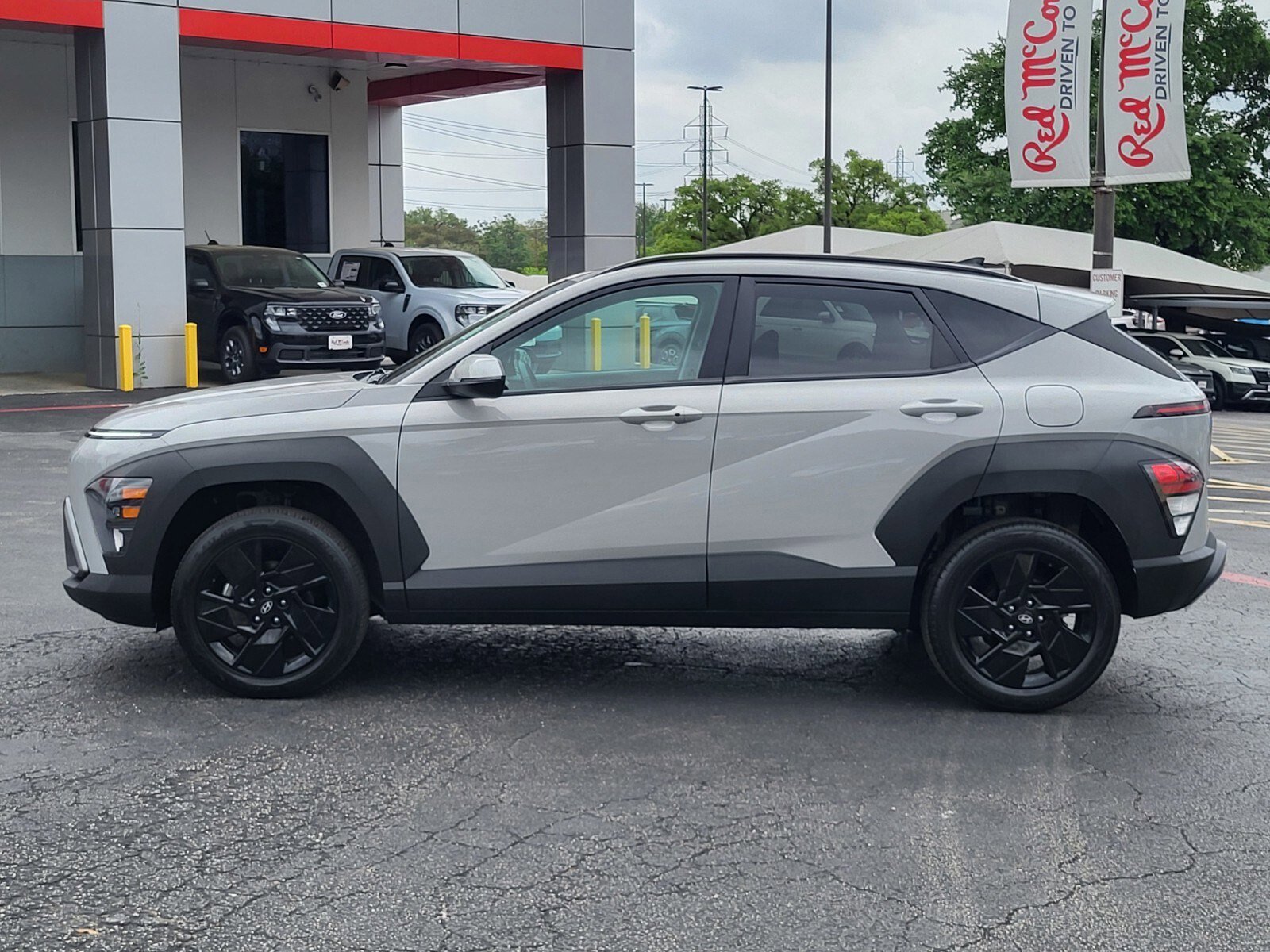 Used 2024 Hyundai Kona SEL AWD/4WD image 6