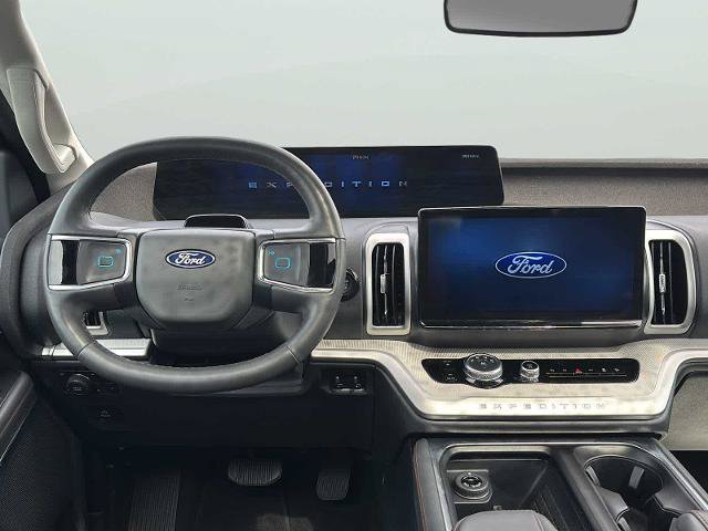 Certified 2025 Ford Expedition Active AWD/4WD image 23