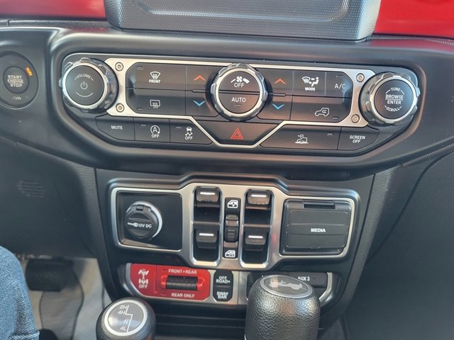 Used 2021 Jeep Wrangler Unlimited Rubicon w/ Dual Top Group image 14