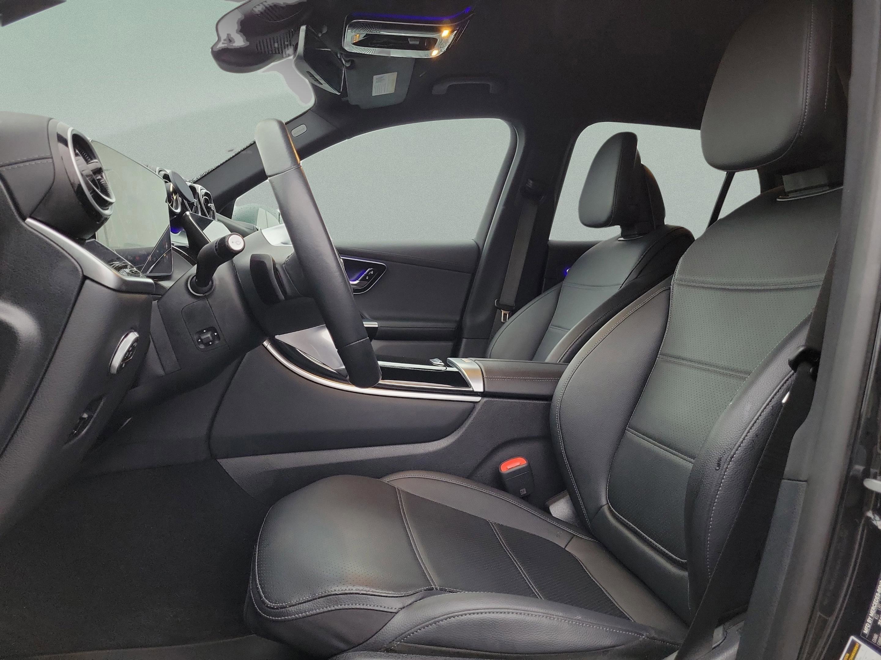 Used 2023 Mercedes-Benz GLC 300 GLC 300 image 14