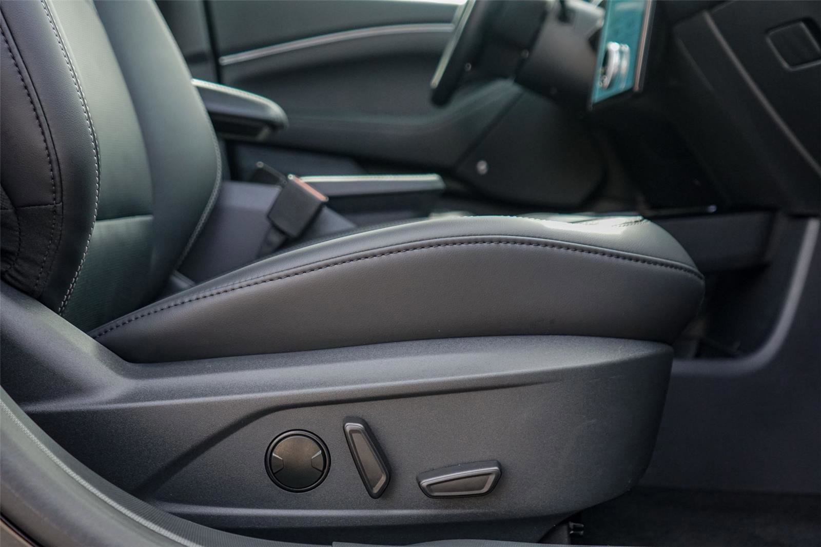 Certified 2025 Ford Mustang Mach-E Premium AWD/4WD image 29