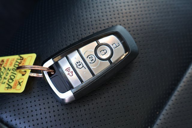 Certified 2023 Ford Expedition XLT image 41