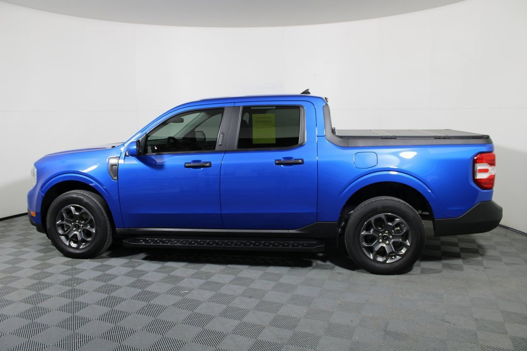 Certified 2022 Ford Maverick XLT w/ XLT Luxury Package image 2