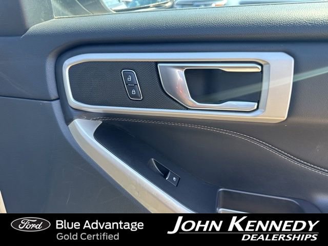 Certified 2022 Ford Explorer XLT w/ Equipment Group 202A AWD/4WD image 27