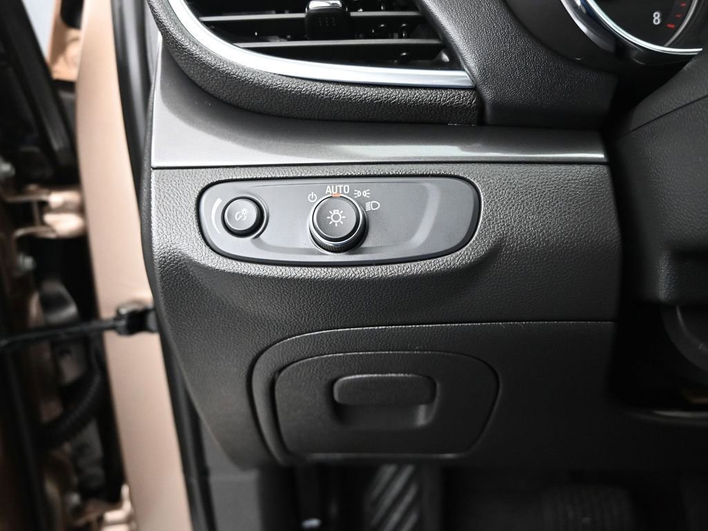 Used 2019 Buick Encore Preferred image 20