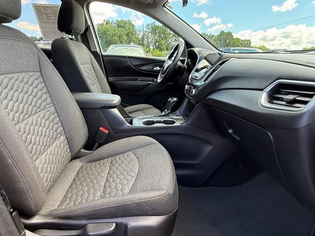 Used 2019 Chevrolet Equinox LT w/ Sun & Navigation Package AWD/4WD image 24