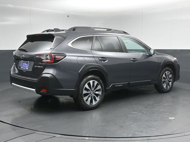 Used 2023 Subaru Outback Limited image 13