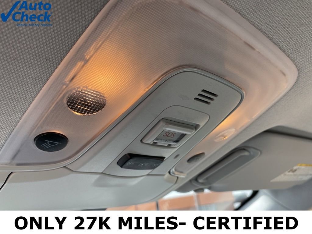 Used 2020 Toyota Prius XLE w/ Advanced Technology Package image 36