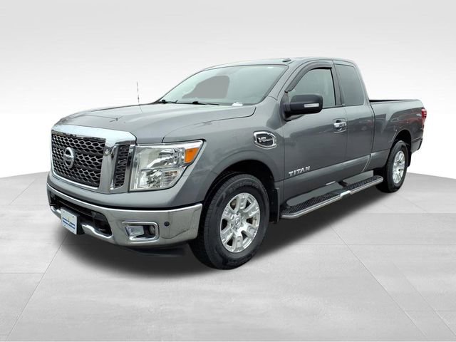Used 2017 Nissan Titan SV video 2