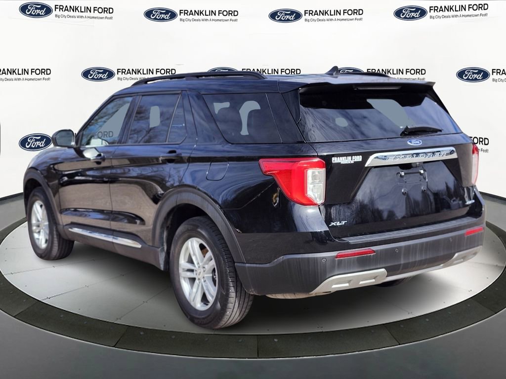 Certified 2022 Ford Explorer XLT w/ Equipment Group 202A image 3